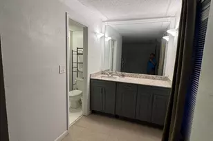 3904 SW 67th Way, Davie, FL 33314 - Photo 16