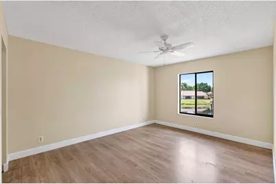 1010 Green Pine Boulevard #F2, West Palm Beach, FL 33409 - Photo 14