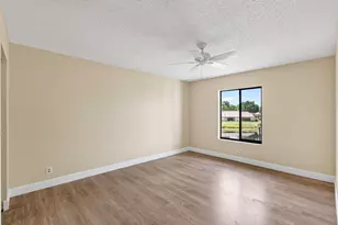 1010 Green Pine Blvd, West Palm Beach, FL 33409 - Photo 14