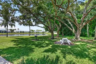 1010 Green Pine Blvd, West Palm Beach, FL 33409 - Photo 22
