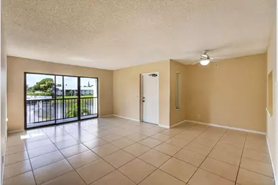 1010 Green Pine Boulevard #F2, West Palm Beach, FL 33409 - Photo 6