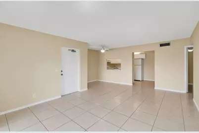 1010 Green Pine Boulevard #F2, West Palm Beach, FL 33409 - Photo 10