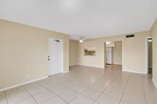 1010 Green Pine Blvd, West Palm Beach, FL 33409 - Photo 10