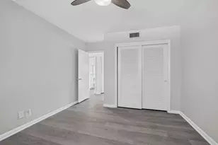 410 NW Spanish River Blvd, Boca Raton, FL 33431 - Photo 20