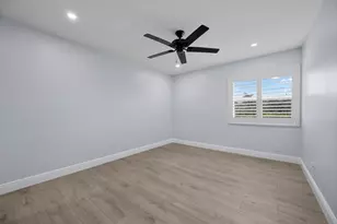 29 Burgundy Dr, Delray Beach, FL 33484 - Photo 12
