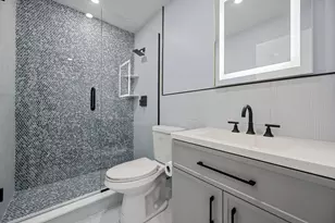 29 Burgundy Dr, Delray Beach, FL 33484 - Photo 14