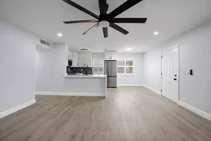 29 Burgundy Dr, Delray Beach, FL 33484 - Photo 6