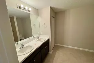 202 SW Aldoro Pl, Port Saint Lucie, FL 34953 - Photo 12