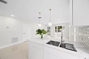 5664 Boynton Crescent, Boynton Beach, FL 33437 - Photo 6