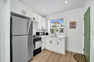 817 Tyler St, Hollywood, FL 33019 - Photo 26