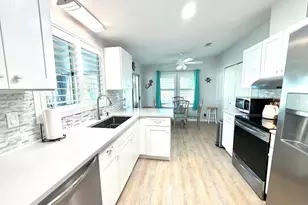 3788 Shadberry Ct, Port Saint Lucie, FL 34952 - Photo 8