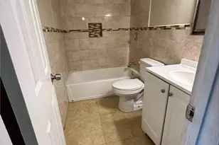 5614 Blueberry Ct, Lauderhill, FL 33313 - Photo 8