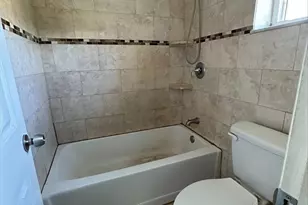 5614 Blueberry Ct, Lauderhill, FL 33313 - Photo 6