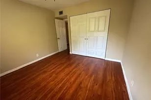 5614 Blueberry Ct, Lauderhill, FL 33313 - Photo 8