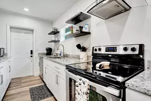 311 SE 3rd Ave, Delray Beach, FL 33483 - Photo 14
