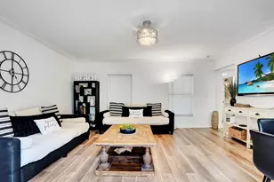 311 SE 3rd Ave, Delray Beach, FL 33483 - Photo 12