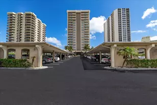 5440 N Ocean Dr, Singer Island, FL 33404 - Photo 2