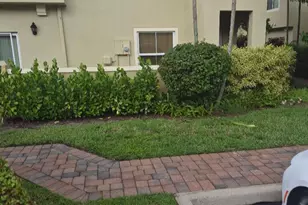 141 Monterey Bay Dr, Boynton Beach, FL 33426 - Photo 2
