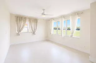 9411 N Hollybrook Lake Dr, Pembroke Pines, FL 33025 - Photo 8