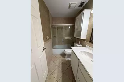 2050 Oleander Boulevard #2-202, Fort Pierce, FL 34950 - Photo 4