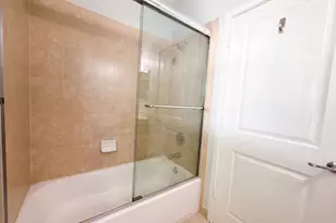 4967 NW 59th St, Tamarac, FL 33319 - Photo 16