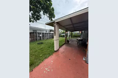 4796 E 10th Avenue, Hialeah, FL 33013 - Photo 16