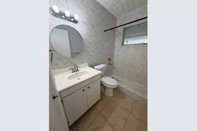 4796 E 10th Avenue, Hialeah, FL 33013 - Photo 6