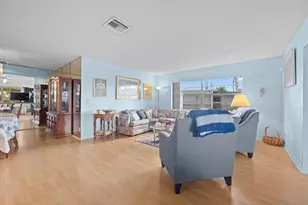 6127 Rainbow Cir, Greenacres, FL 33463 - Photo 10