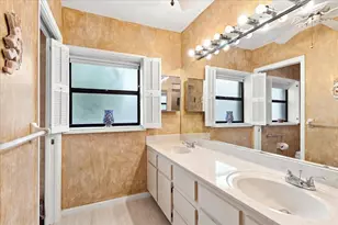 9843 NW 75th Ct NW, Tamarac, FL 33321 - Photo 14