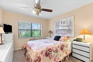 9843 NW 75th Ct NW, Tamarac, FL 33321 - Photo 6