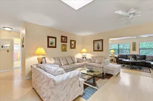 9843 NW 75th Ct NW, Tamarac, FL 33321 - Photo 12