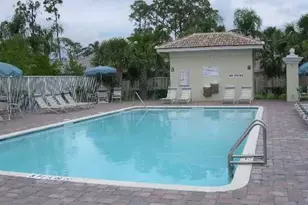 13377 Georgian Ct, Wellington, FL 33414 - Photo 4