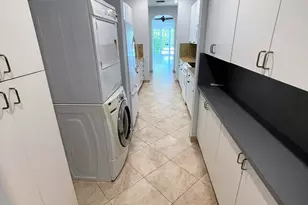 929 NE 18th Ct, Fort Lauderdale, FL 33305 - Photo 18