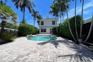 929 NE 18th Ct, Fort Lauderdale, FL 33305 - Photo 2