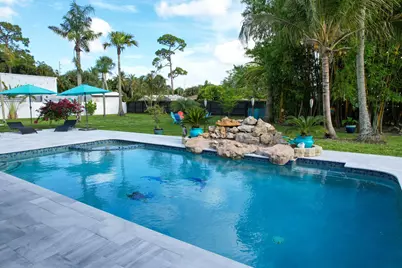 5078 Canal Drive, Lake Worth, FL 33463 - Photo 8