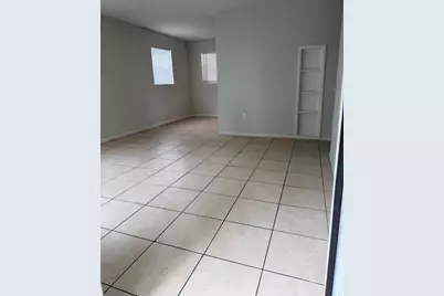 1501 N 70th Way, Hollywood, FL 33024 - Photo 8