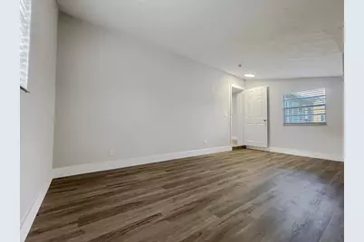 6720 SW 17th Street SW, North Lauderdale, FL 33068 - Photo 26