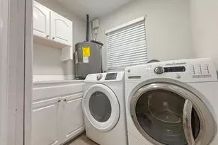 6720 SW 17th Street SW, North Lauderdale, FL 33068 - Photo 16