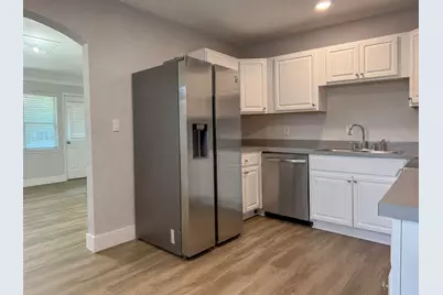 6720 SW 17th Street SW, North Lauderdale, FL 33068 - Photo 2