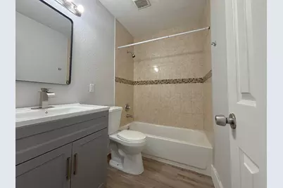 6720 SW 17th Street SW, North Lauderdale, FL 33068 - Photo 8