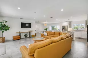 1182 Beach Rd, Singer Island, FL 33404 - Photo 16