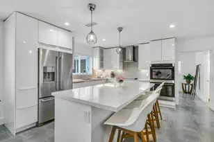 1182 Beach Rd, Singer Island, FL 33404 - Photo 8