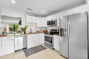 13095 Belhaven Ct, Wellington, FL 33414 - Photo 12