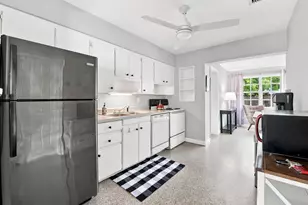 468 NW 48th St, Oakland Park, FL 33309 - Photo 4
