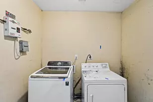 6516 SW 33rd St, Miramar, FL 33023 - Photo 26