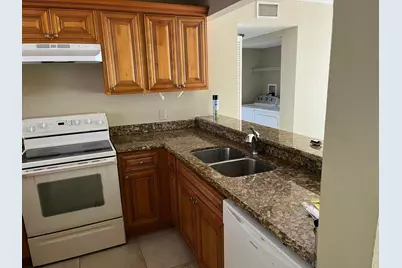 1600 Balfour Point Drive #F, West Palm Beach, FL 33411 - Photo 2