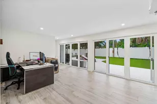 648 SW 3rd St, Boca Raton, FL 33486 - Photo 8