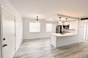 58 Normandy B, Delray Beach, FL 33484 - Photo 4