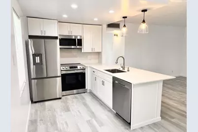 58 Normandy B, Delray Beach, FL 33484 - Photo 1