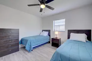 543 SE Greenway Terrace, Port Saint Lucie, FL 34983 - Photo 12